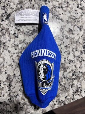 Hennessy Mavericks bottle sleeve limited edition